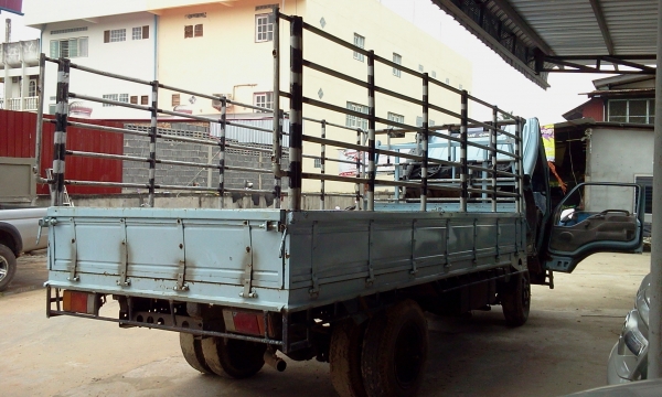 ขายรถ6ล้อกระบะบรรทุกISUZU NKR120HP