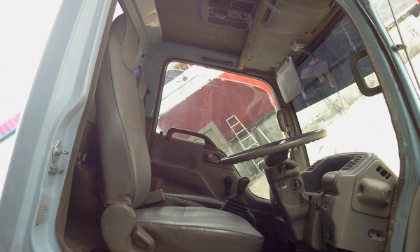 ขายรถ6ล้อกระบะบรรทุกISUZU NKR120HP