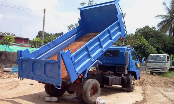 ขายรถ6ล้อดัมพ์ISUZU NPR59L เครื่องยนต์135แรงม้า