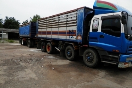 12ล้อดั้มแม่ลูกISUZU GIGAR ปี52-360แรงม้าดั้มมิเนียมแม่ลูกๆ3คาน