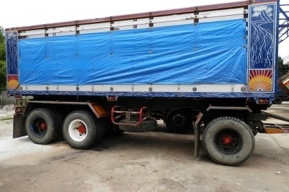 12ล้อดั้มแม่ลูกISUZU GIGAR ปี52-360แรงม้าดั้มมิเนียมแม่ลูกๆ3คาน