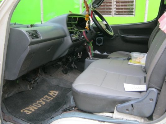 ขาย TOYOTA HIACE