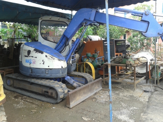 ขายแบคโฮ mm55srสภาพเก่านอก ขายแบคโฮ mm55srสภาพเก่านอก