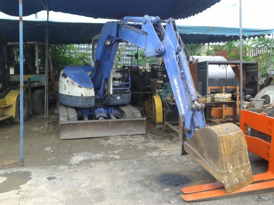 ขายแบคโฮ mm55srสภาพเก่านอก ขายแบคโฮ mm55srสภาพเก่านอก