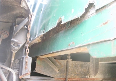 ขายหกล้อ 3H 195 แรง ตู้สิบบานไม่มีเสากลางยาว 7.2 เมตร สภาพพร้อมใช้ โทร 088-4501277