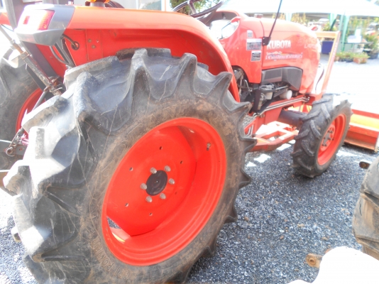 มีมาให้ชมอันอีกแล้ว สำหรับคูโบต้า L4708 มือสอง เดิมๆ รถไร่