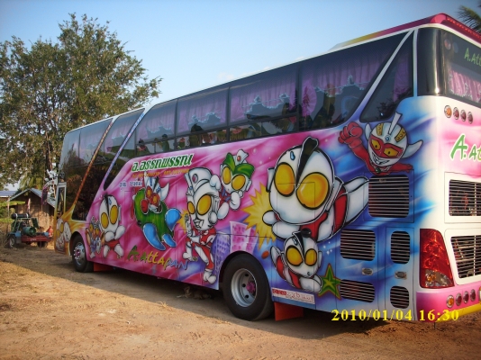 ขายรถบัสปรับอากาศชั้นครึ่ง