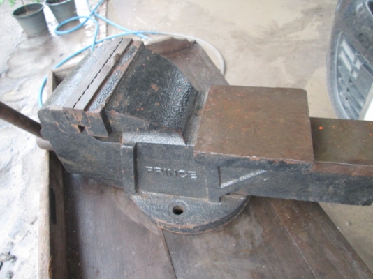 ปากกาจับชิ้นงาน PRINCE ปากกาจับชิ้นงาน PRINCE