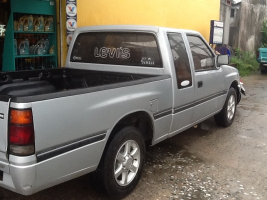 ขายอีซูซุ SLX 1997 สวยๆครับ บางทั้งคัน ยางใหม่สี่เส้น ขายอีซูซุ SLX 1997 สวยๆครับ บางทั้งคัน ยางใหม่สี่เส้น