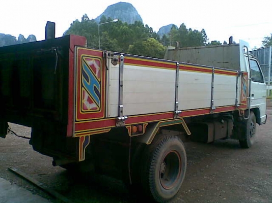 ขายรถ6ล้ออีซูซุ NKRดั๊มมิเนียม สภาพสวย พร้อมใช้