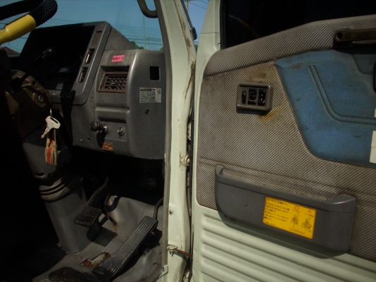 - ขายหกล้อ FC 120 กระบะไม้ ปี 39 กระจกไฟฟ้า