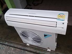 **** ขายแอร์ DAIKIN 18000 BTU สภาพสวย ****