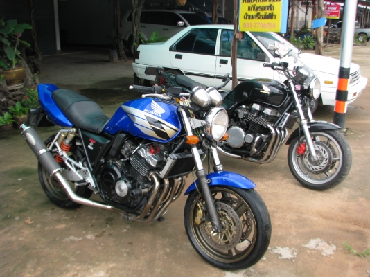 ขายด่วน รถสภาพสวย พร้อมใช้งานคร้า