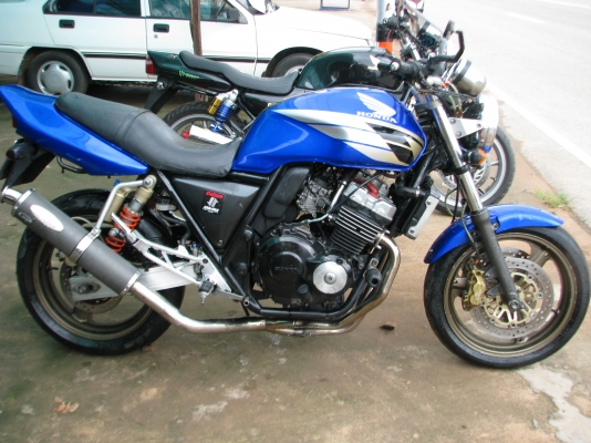 ขายด่วน รถสภาพสวย พร้อมใช้งานคร้า