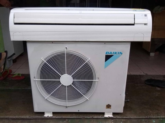 **** ขายแอร์ DAIKIN 18000 BTU สภาพสวย ****