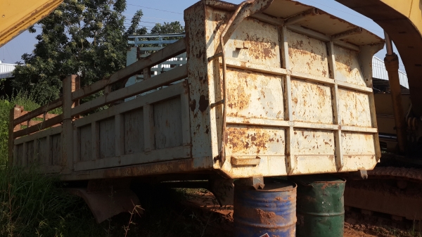 ขายด่วนกระดั้มครบชุดถอดลงจาก Mitsubishiกว้าง82cmยาว5.8ม.จองโทร0801515451