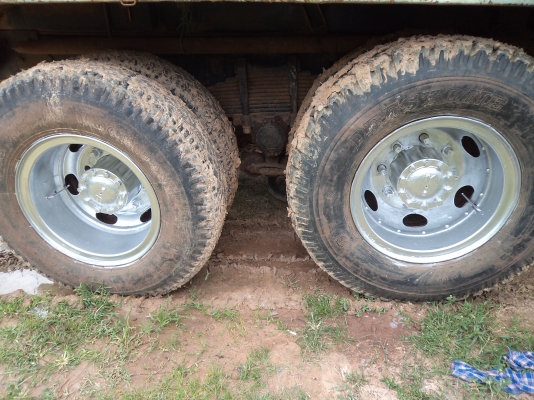 ขายรถ10ล้ออีซูซุร็อกดั้ม2เพลาเครื่อง240แรง เทอร์โบว์ สโลว์ พร้อมใช้งานคับ