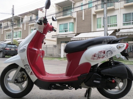 4 เดือน Yamaha Fiore ลายฮิต ขาว แดง  เดิมแท้ดี ไม่มีบิลด์ เพียง 23,900 บาทเท่านั้น