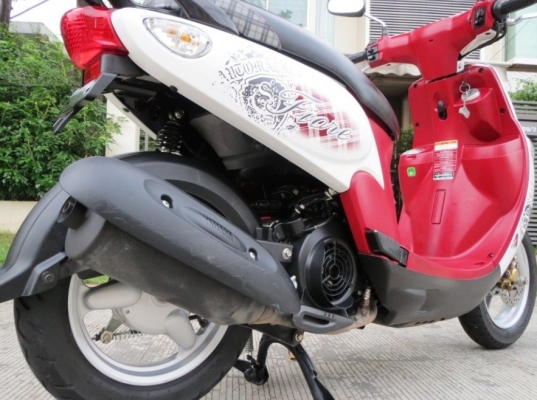 4 เดือน Yamaha Fiore ลายฮิต ขาว แดง  เดิมแท้ดี ไม่มีบิลด์ เพียง 23,900 บาทเท่านั้น