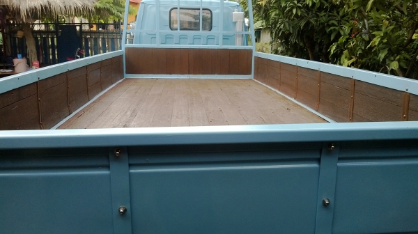 ขายรถหกล้อ 110 แรง NKR  สภาพดี ทำใหม่ทั้งคัน