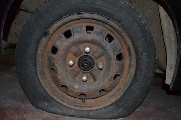 ขาย ยางเทพ MAXXIS 295/50/15 กว้างๆ เป็นยางใหม่ 8,500 * 275/60/15 = 6,800 ,แหนบหลัง 929/RX4