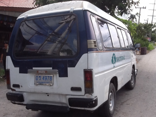 ISUZU BUDDY สภาพสวย สวย งาม งาม