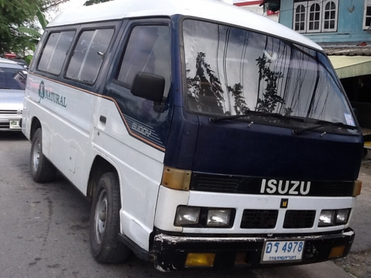 ISUZU BUDDY สภาพสวย สวย งาม งาม