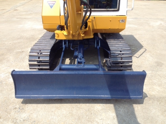 รถขุดแบคโฮล KOMATSU PC30-6 มีหัวเก๋ง มือสองจากญี่ปุ่น นำเข้าเอง ทำสีใหม่