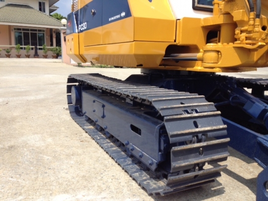 รถขุดแบคโฮล KOMATSU PC30-6 มีหัวเก๋ง มือสองจากญี่ปุ่น นำเข้าเอง ทำสีใหม่