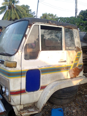 ขายหัวรถสิบล้อ