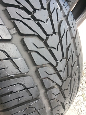 ขายยาง265/60/18 ปี 2110 NEXEn ROADIAN HP 1 ชุด (เกาหลี) ขายยาง265/60/18 ปี 2110 NEXEn ROADIAN HP 1 ชุด (เกาหลี)