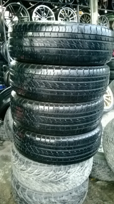 ขายยาง 215 65 16 ปี12ชุดละ4800