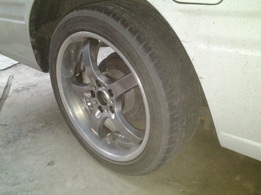 ล้อ volk 18 กว้าง8 5รู 114 มี 2วง ยางใช้ไม่ได้ (4,400) ล้อ volk 18 กว้าง8 5รู 114 มี 2วง ยางใช้ไม่ได้ (4,400)