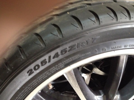 ขายล้อแม็ก17 +ยาง 205-45-17