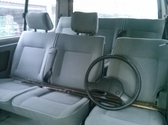 VW T3 นำเข้า ตัวถังยาว ไม่เคยชน VW T3 นำเข้า ตัวถังยาว ไม่เคยชน