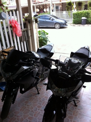 ขายcbr 250i abs มี 2 คันด่วน