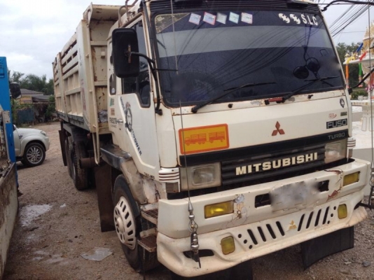 รถมิตซู 10 ล้อดั้ม FN527 - TF  220 แรงม้า  สนใจติดต่อ 081 - 6079515