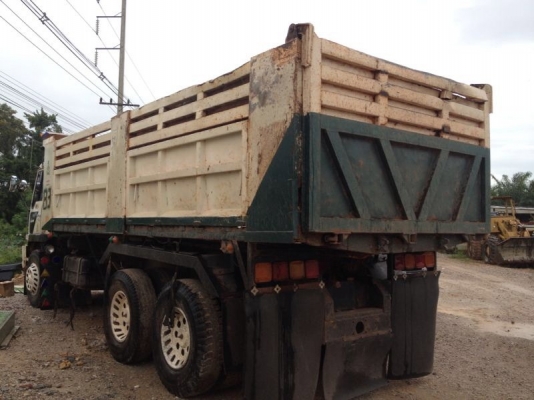 รถมิตซู 10 ล้อดั้ม FN527 - TF  220 แรงม้า  สนใจติดต่อ 081 - 6079515