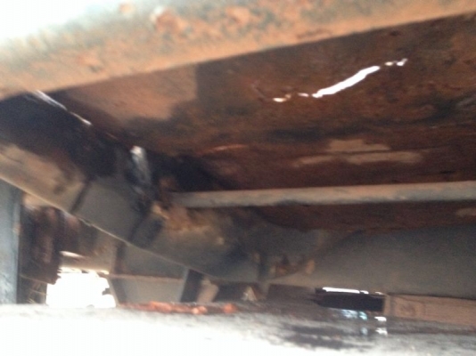 รถมิตซู 10 ล้อดั้ม FN527 - TF  220 แรงม้า  สนใจติดต่อ 081 - 6079515