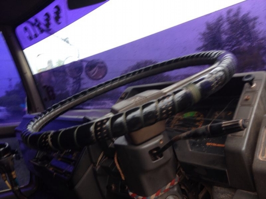 รถมิตซู 10 ล้อดั้ม FN527 - TF  220 แรงม้า  สนใจติดต่อ 081 - 6079515