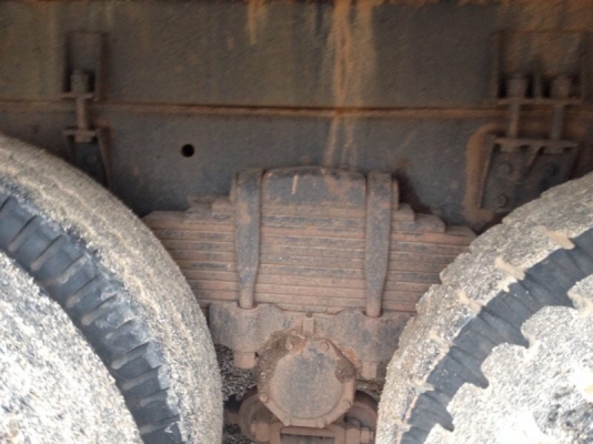 รถมิตซู 10 ล้อดั้ม FN527 - TF  220 แรงม้า  สนใจติดต่อ 081 - 6079515