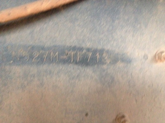 รถมิตซู 10 ล้อดั้ม FN527 - TF  220 แรงม้า  สนใจติดต่อ 081 - 6079515