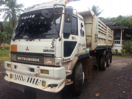 รถมิตซู 10 ล้อดั้ม FN527 - TF  220 แรงม้า  สนใจติดต่อ 081 - 6079515
