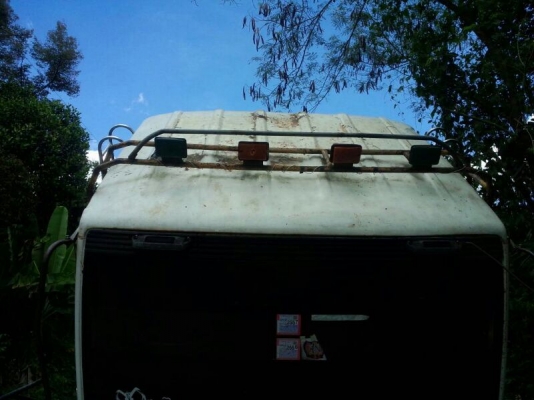 รถมิตซู 10 ล้อดั้ม FN527 - MA  เปลื่ยนเครื่อง 210 แรงม้า  สนใจติดต่อ 081 - 6079515