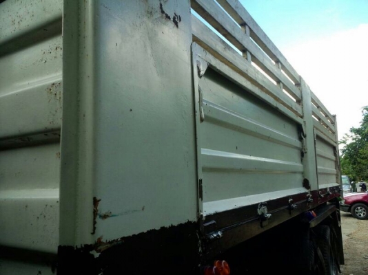 รถมิตซู 10 ล้อดั้ม FN527 - MA  เปลื่ยนเครื่อง 210 แรงม้า  สนใจติดต่อ 081 - 6079515