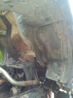 รถมิตซู 10 ล้อดั้ม FN527 - MA  เปลื่ยนเครื่อง 210 แรงม้า  สนใจติดต่อ 081 - 6079515