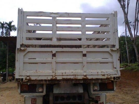 รถอีซูซุ 6 ล้อดั้ม FRR 210 แรงม้า ปี 55  ( รถวิ่ง 2x,xxx กม. )  สนใจติดต่อ 081 - 6079515