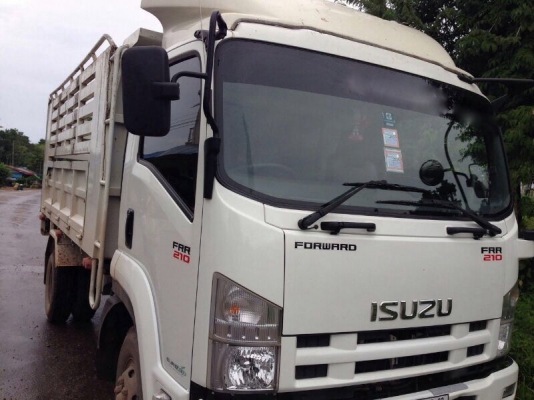 รถอีซูซุ 6 ล้อดั้ม FRR 210 แรงม้า ปี 55  ( รถวิ่ง 2x,xxx กม. )  สนใจติดต่อ 081 - 6079515