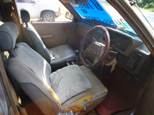 ด่วนที่สุดmazda ธันเดอร์หัวเดียวพร้อมเล่มโอนครับ