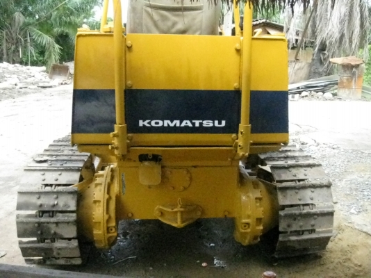 ขายด่วนรถแทรกเตอร์ตีนตะขาบ KOMATSU ราคาไม่แพงเจ้าของขายเอง
